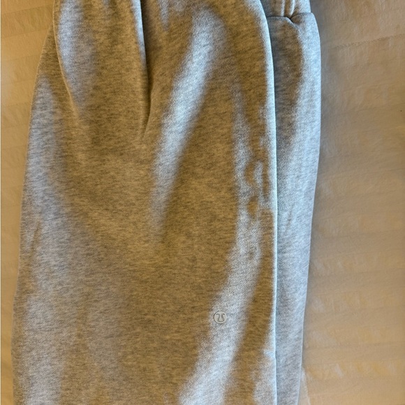 Lululemon Oversized Scuba Sweatpants - Picture 6 of 6
